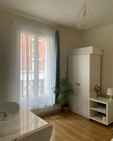 Cosy Studio 1st Floor Apartman *
